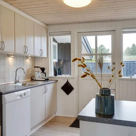 Holiday home Monja - 2-2km From The Sea By Interhome